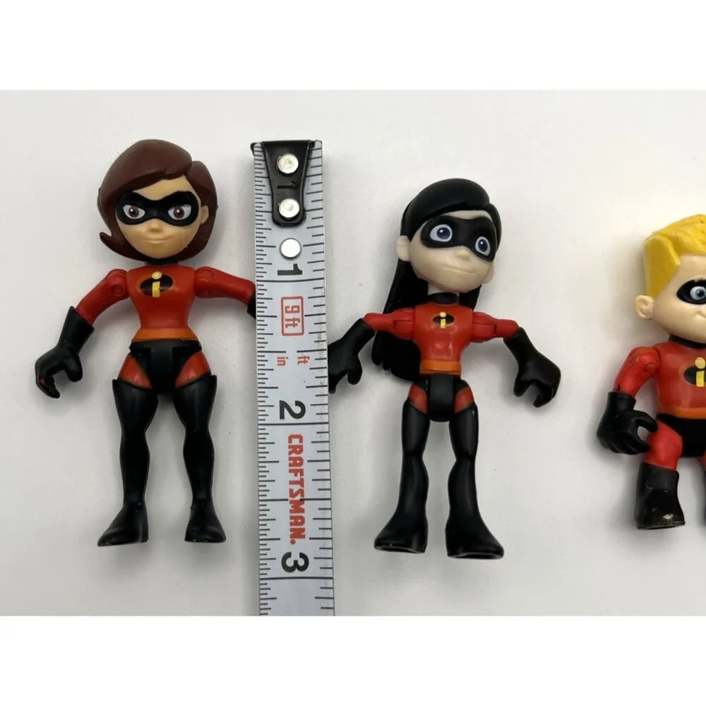 Set Of 4 Jakks Disney Pixar The Incredibles Family Figures!